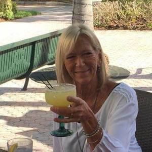 Meet your Posher, Carol